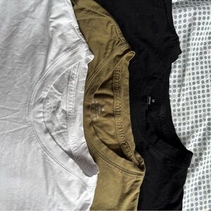 Set of 3 Crop Tees - M